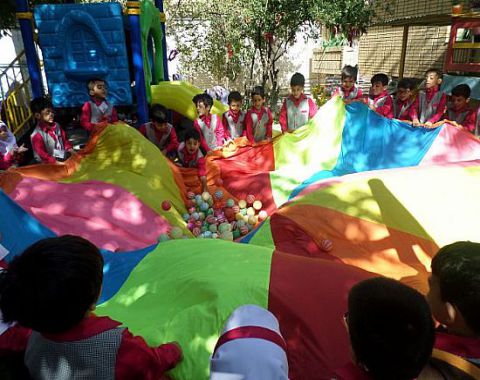 بازی و شادی در روز جهانی کودک