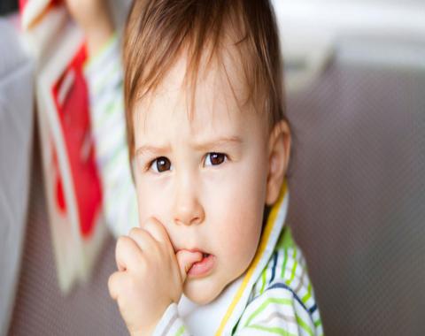 عوارض مربوط به خوردن و جویدن ناخن در کودک